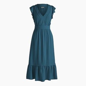 Point Sur V-neck ruffle knit dress